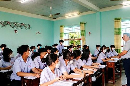 Lâm Đồng: Hỗ trợ học sinh có hoàn cảnh khó khăn thi tốt nghiệp THPT năm 2022