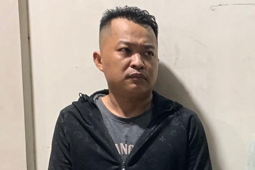 Người phụ nữ bị chủ nợ khống chế
