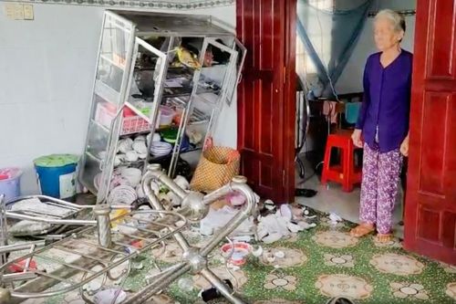 Giám định thiệt hại tài sản để xử lý nhóm người đập phá nhà dân