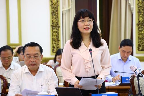 Chủ tịch UBND quận 1: Muốn sửa chữa vỉa hè phải chờ TP.HCM rót vốn