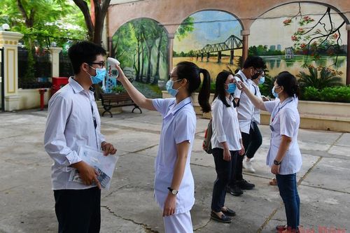 Bổ sung đối tượng được đặc cách xét công nhận tốt nghiệp trung học phổ thông