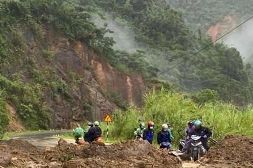 Việt Nam vận hành hệ thống cảnh báo lũ quét hiện đại