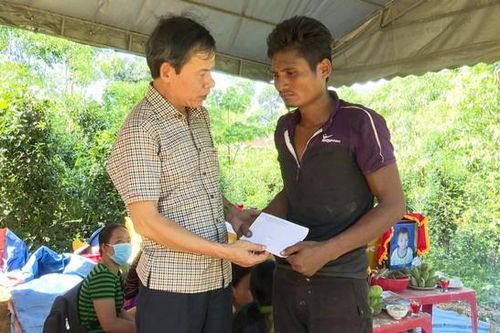 Hai chị em ruột tử vong nghi do ăn trứng và da cóc