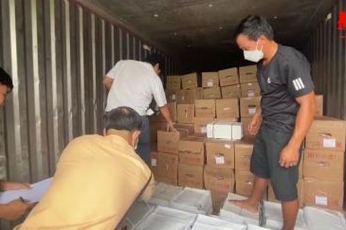 An Giang: Phát hiện xe tải vận chuyển gần 16 tấn thịt heo không rõ nguồn gốc