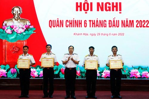 Vùng 4 Hải quân: Hội nghị quân chính 6 tháng đầu năm