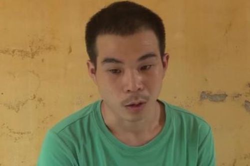 Quản lý quán karaoke điều nhân viên bán dâm cho khách ngay tại phòng hát