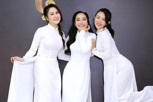 Ba mỹ nữ tranh giải quán quân âm nhạc