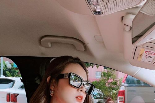 Midu bất ngờ bị nói 'mất chất nhà giáo' khi khoe hình xăm