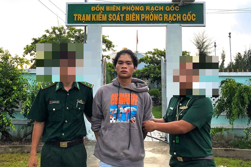 Trốn truy nã đi làm thuê trên tàu đánh cá