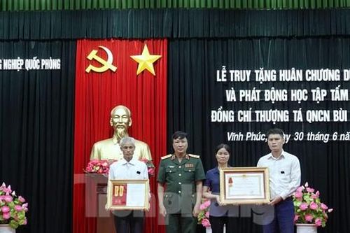 Truy tặng Huân chương Dũng cảm, phát động học tập tấm gương Thượng tá Bùi Văn Nhiên