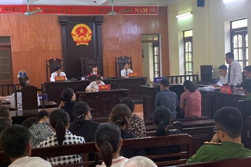 Vợ chồng trả giá vì gây thương tích nặng cho hàng xóm
