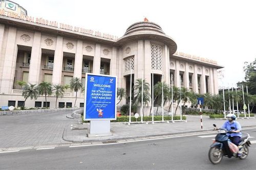 Lừa đảo thi công trụ sở, nhân viên ngân hàng lĩnh bảy năm tù