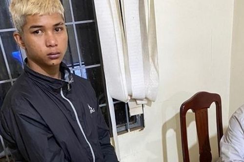 Quên kéo kính ôtô, ngủ dậy mất 120 triệu đồng