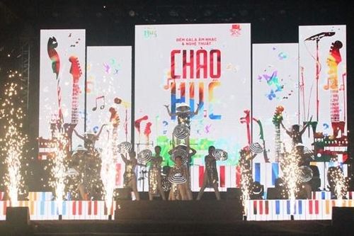 Đêm 'Gala Chào Huế' đầy cảm xúc khép lại Tuần lễ Festival Huế 2022