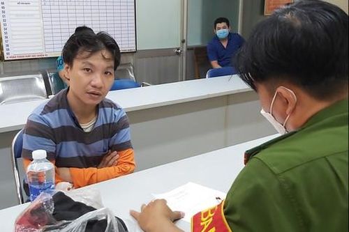 Truy bắt khẩn cấp kẻ dùng súng cướp vàng