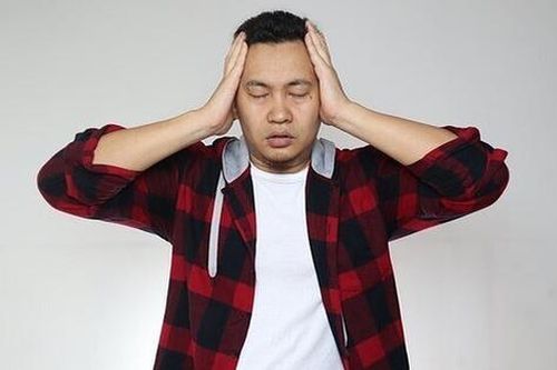 Bạn gái tôi 'bắt cá hai tay'
