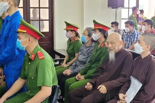 Hoãn phiên xét xử sơ thẩm vụ 'Tịnh thất Bồng Lai'