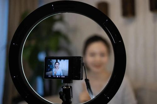 Thêm một sao livestream Trung Quốc bị phạt vì trốn thuế