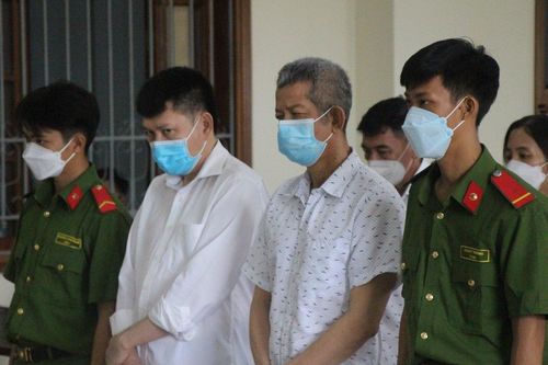 Cựu giám đốc ngân hàng lĩnh 16 năm tù