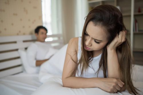 Vợ mệt mỏi vì chồng ham muốn cao