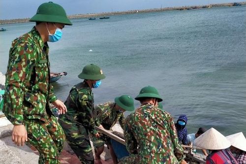 663 tàu đang di chuyển thoát khỏi vùng ảnh hưởng của bão số 1