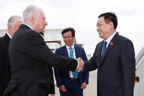 Chủ tịch Quốc hội kết thúc tốt đẹp chuyến thăm hai nước châu Âu
