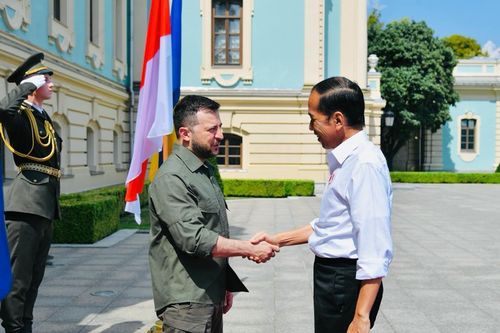 Tổng thống Indonesia chuyển lời nhắn từ ông Zelensky cho ông Putin