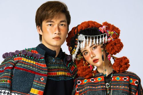 Sau màn cầu hôn 'Thương ngày nắng về' Minh Huyền và Duy Đình Tú tung ảnh lạ mắt