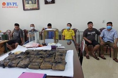 Phê chuẩn khởi tố 4 đối tượng vận chuyển ma túy xuyên tỉnh vùng biên