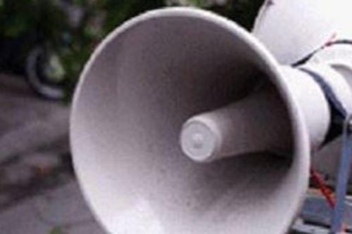Nữ xóm trưởng bị điện giật tử vong khi đang đọc thông báo trên loa phát thanh