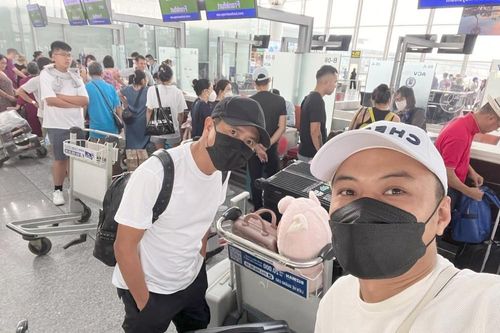 Cộng đồng mạng 'sục sôi', đồng loạt réo tên nhạc sĩ Hồ Hoài Anh và diễn viên Hồng Đăng trong vụ cưỡng hiếp cô gái 17 tuổi người Anh
