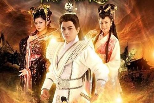 'Huy chương vàng cải lương' Hoàng Hải kỷ niệm 10 năm với tuồng cổ