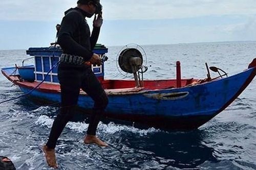 Dòng chảy bất thường cuốn trôi 3 người ở Lý Sơn