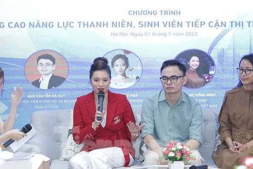Cầu thủ Quang Hải chọn sang Pháp thi đấu và bài học khởi nghiệp của bạn trẻ