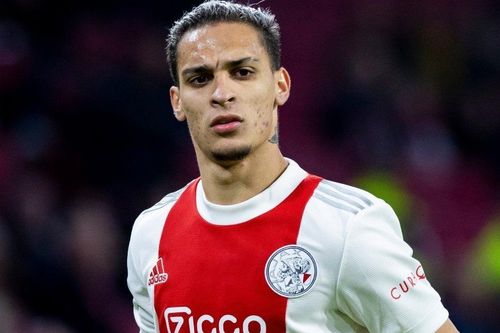 Bị Ajax hét giá, MU rút khỏi thương vụ Antony