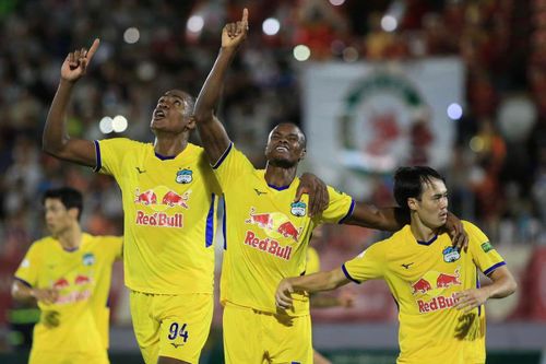 Chật vật hòa Bình Định, HAGL chưa thắng trận nào ở V-League 2022