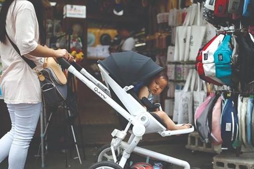 Khủng hoảng dân số và xu hướng 'quyết không sinh con'