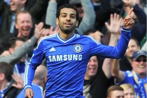Liverpool tăng gấp đôi lương để giữ Salah trước Chelsea