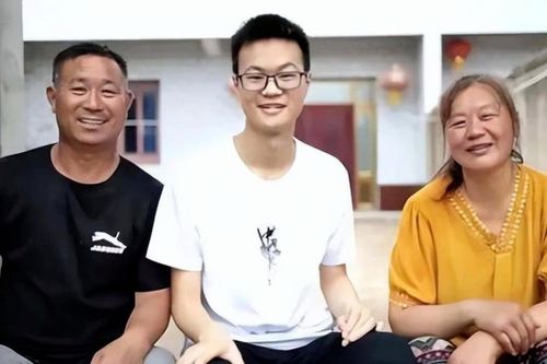 Bà mẹ nông thôn có 3 con đỗ đại học hàng đầu Trung Quốc