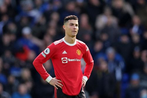 Carragher: 'Ronaldo ghi bàn nhưng khiến MU tệ hơn'
