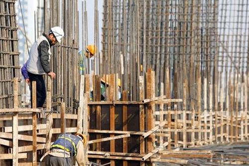 Bộ Xây dựng đề xuất bổ sung 27 công việc nặng nhọc ngành xây dựng