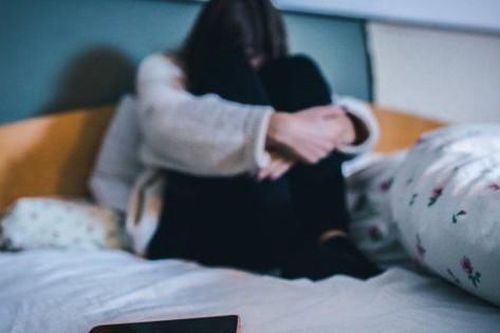 Quấy rối tình dục trên môi trường số: Không thể bỏ qua và xem nhẹ
