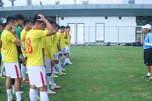 U19 Việt Nam tập hồi phục, chuẩn bị cho trận gặp U19 Philippines
