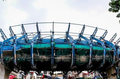 Hà Nội: Diện mạo đường Vành đai 2 trước ngày hợp long nhịp cuối