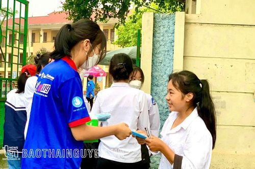 Lại sẵn sàng tiếp sức mùa thi
