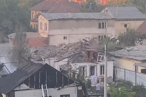 Thành phố Nga gần biên giới Ukraine nghi bị pháo kích