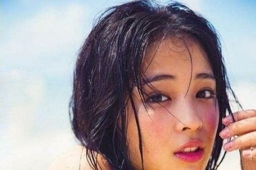 Tình yêu của hai ngôi sao hàng đầu Nhật Bản