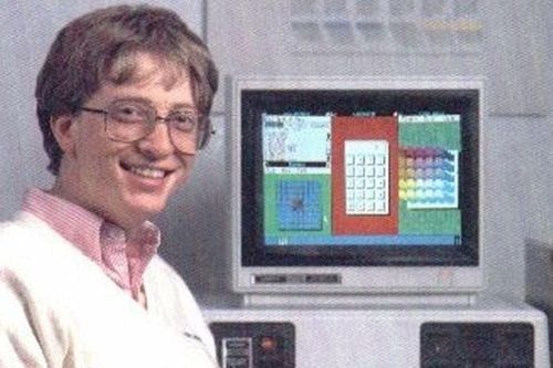 Tựa game khiến Bill Gates nghiện, phải lén chơi trên máy người khác