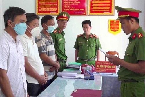 Bắt nguyên chủ tịch xã cùng 2 giám đốc vì sai phạm dự án nước sạch