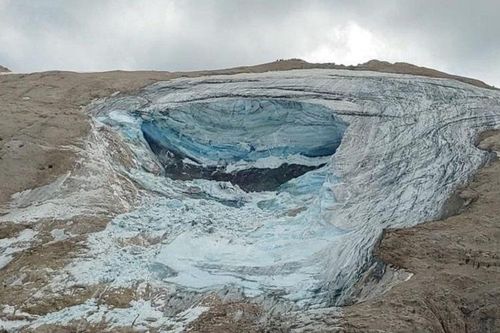 Lở tuyết trên dãy núi Alps khiến ít nhất 6 người thiệt mạng
